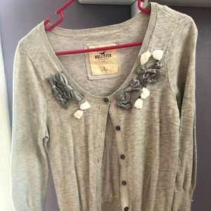 Light gray, light weight hollister cardigan